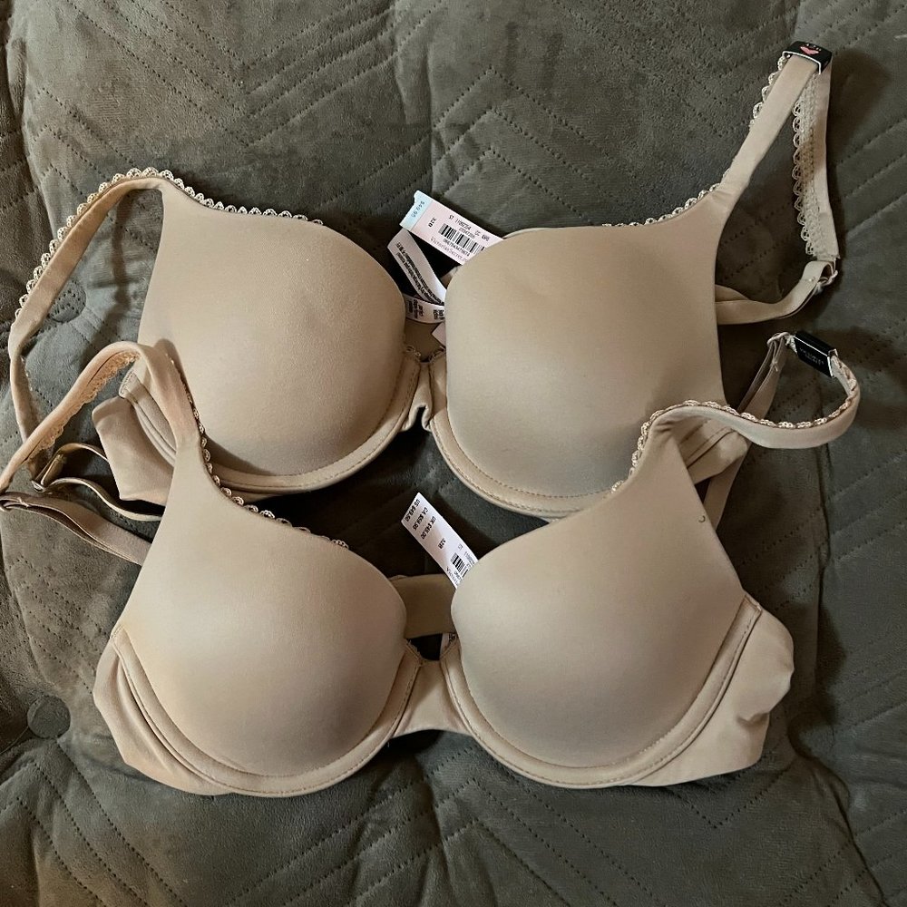 ***SOLD***Victoria Secrets, Body by Victoria Push Up Bra, Nude, Size 32B, NWT
